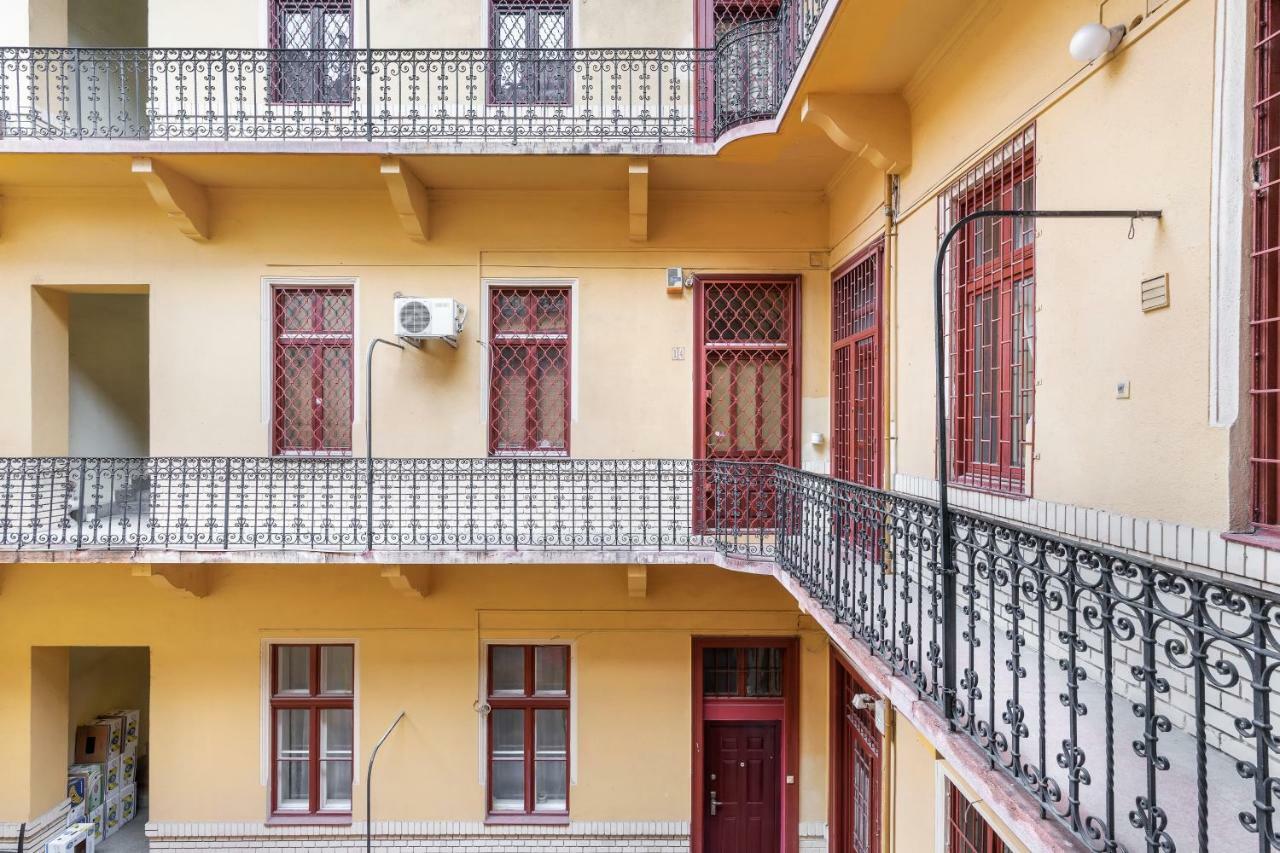 Spacious Victorian Residence by Grand Boulevard Budapest Exterior foto